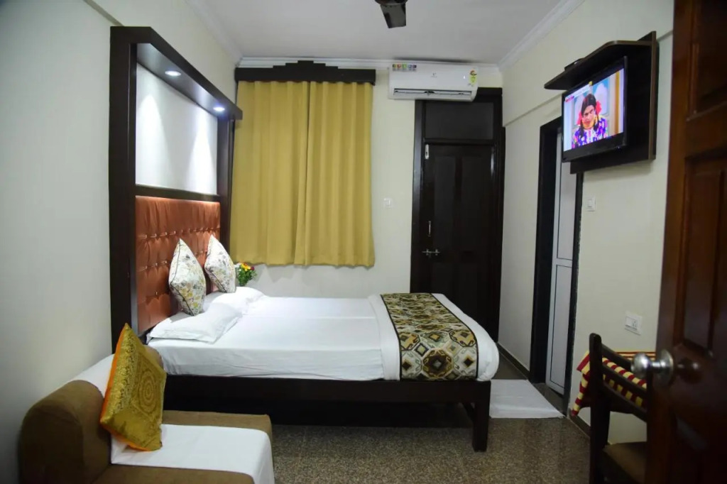 Valentines Retreat- Near Candolim Beach