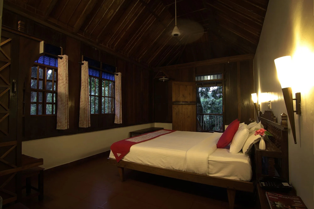 Hotel Ambadi