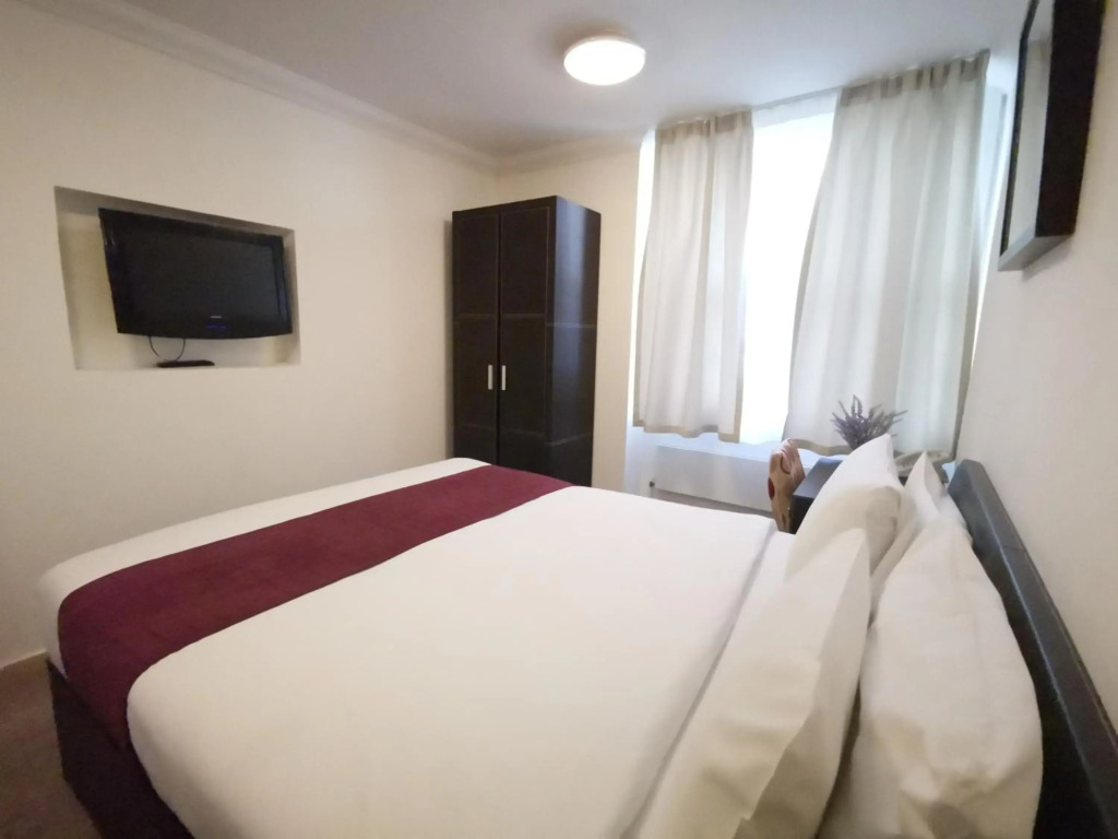 The Royale Chulan Hyde Park Hotel