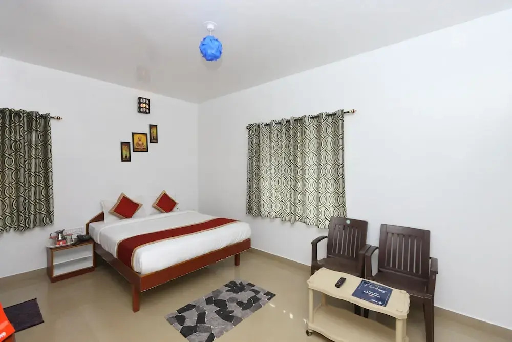 OYO 8707 Home Stay Bliss Residency