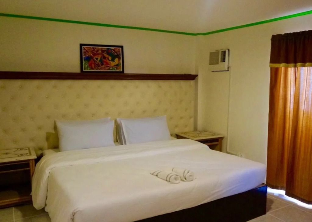 AV Seven Resort