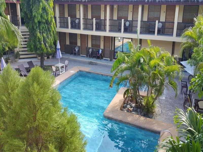 Lalaguna Beach Club & Dive Centre