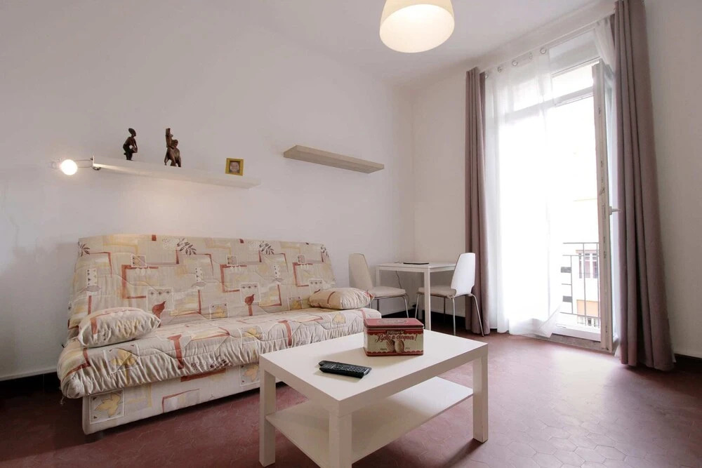 Charming Bright Apartment 4th District