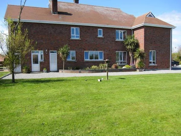 Moyglare Lodge B&B