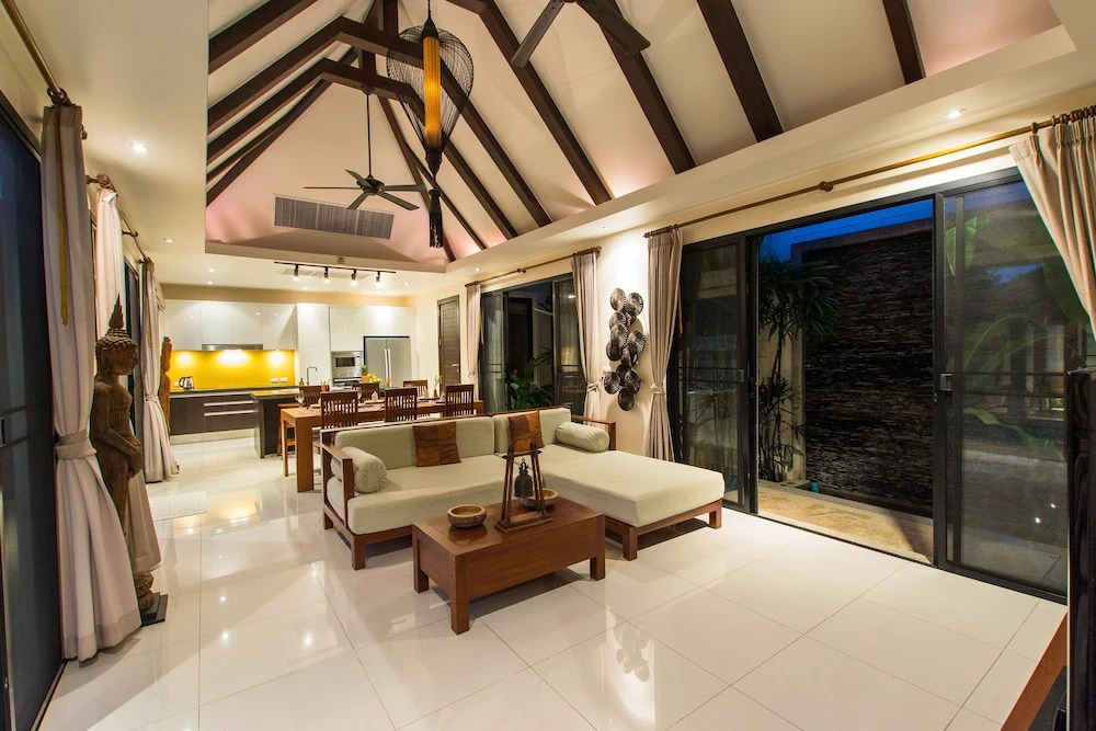 Tulip Pool Villa Luxurious Villa Escape Awaits