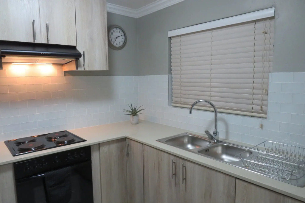 Dunton Guest House