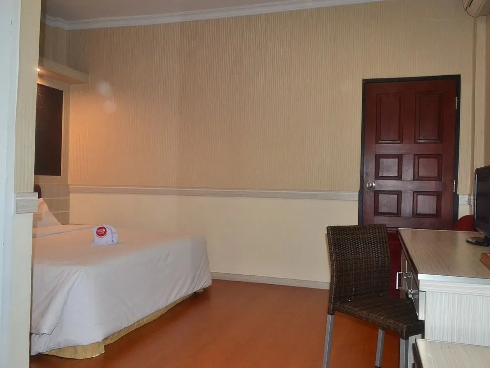 NIDA Rooms Tampan Universitas Riau HR Subrantas Panam at Hotel Sabrina
