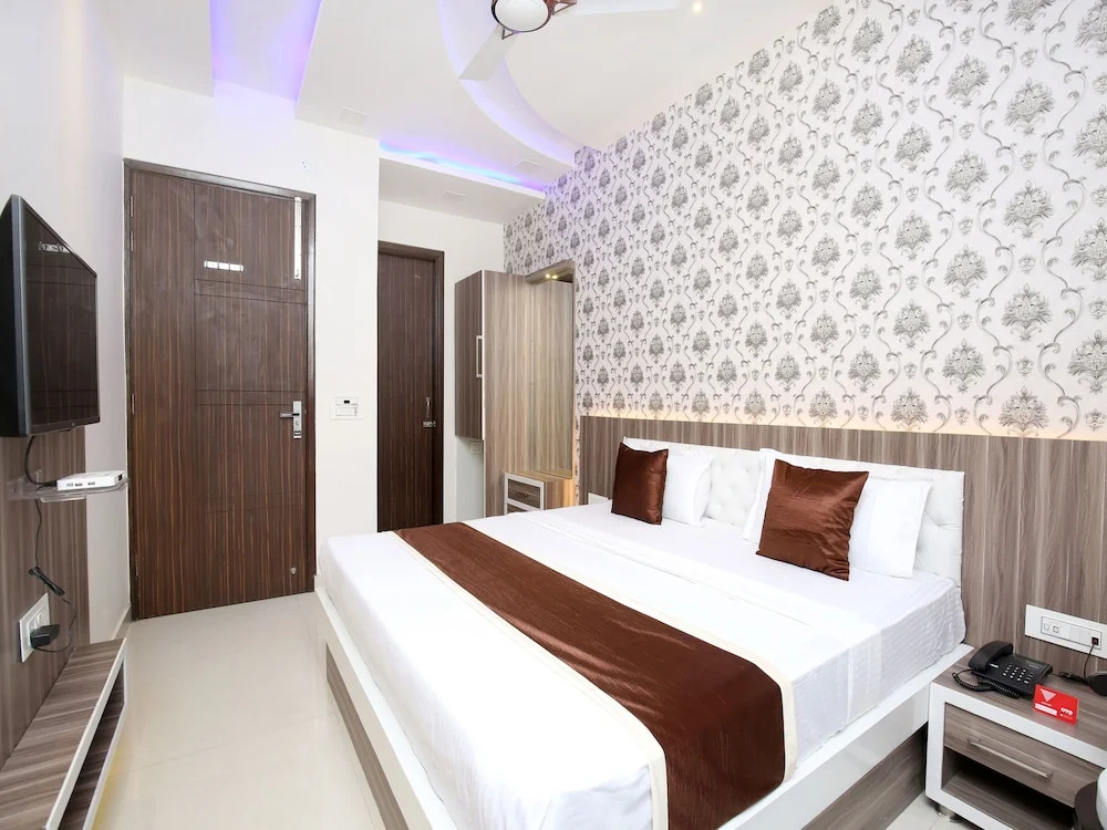 Hotel C7