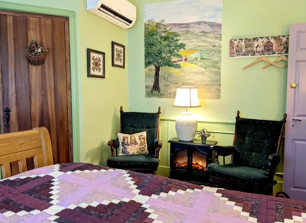 Country Hearth Bed & Breakfast