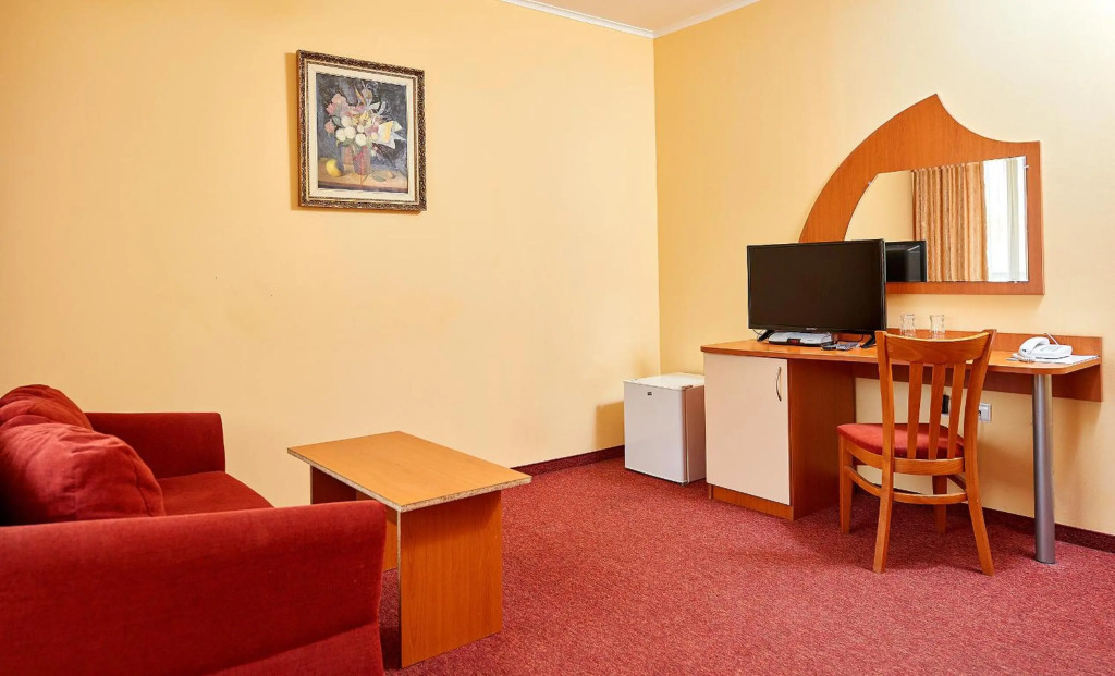 Paradise Hotel & Relax Center