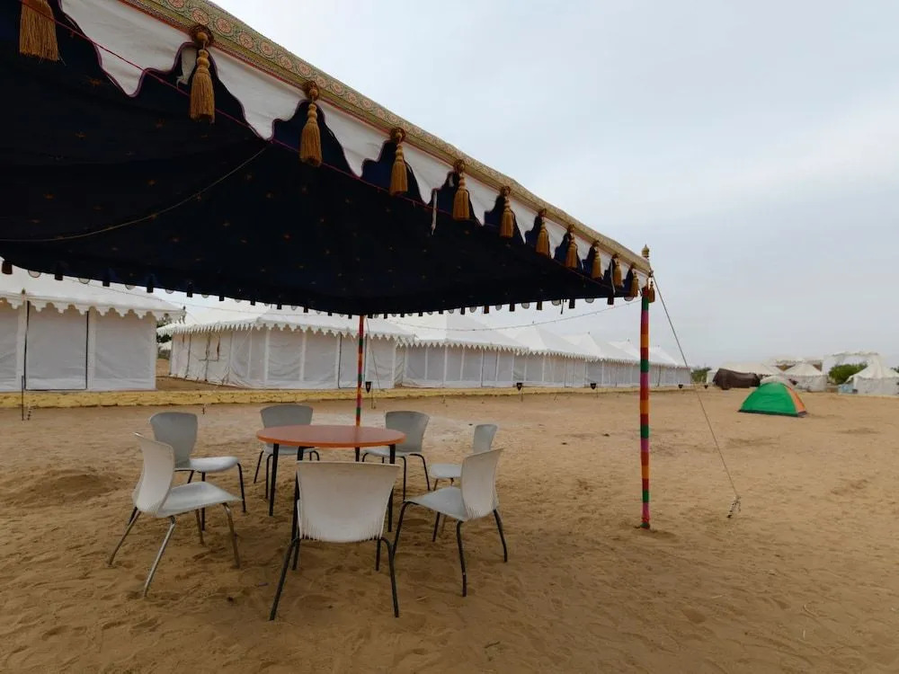 OYO 24960 Amigo Camps