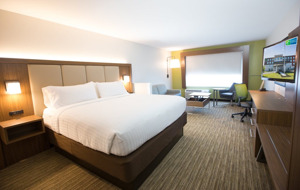 Holiday Inn Express & Suites Greenville S - Piedmont by IHG