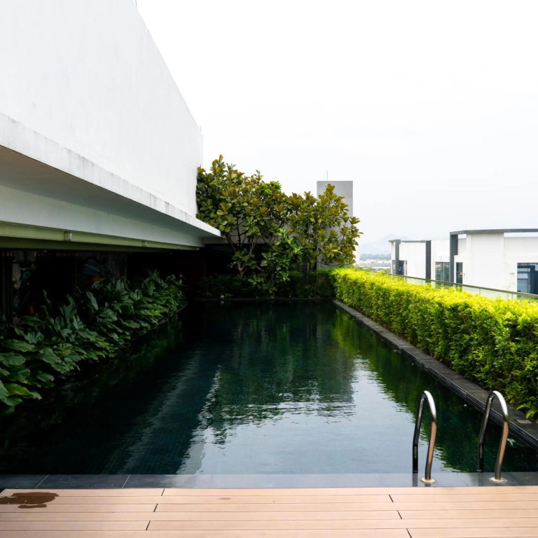 The Upper House, Batu Kawan