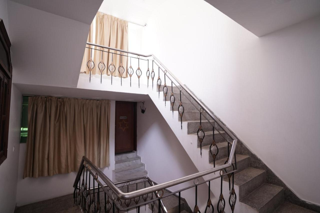 Hotel Lecston inn