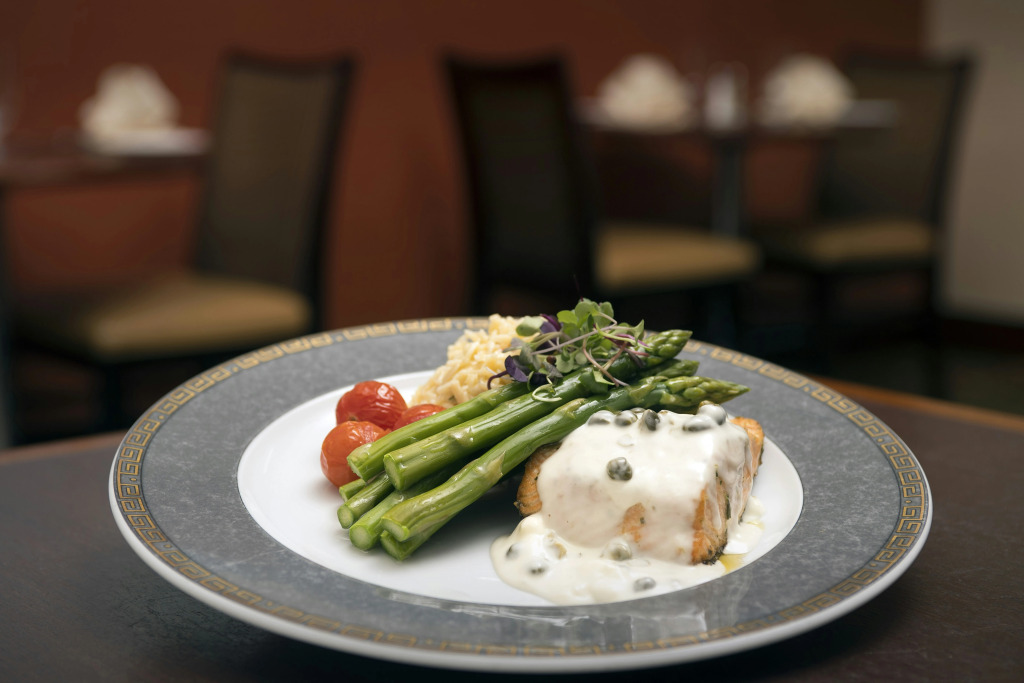DoubleTree by Hilton Dulles Airport-Sterling