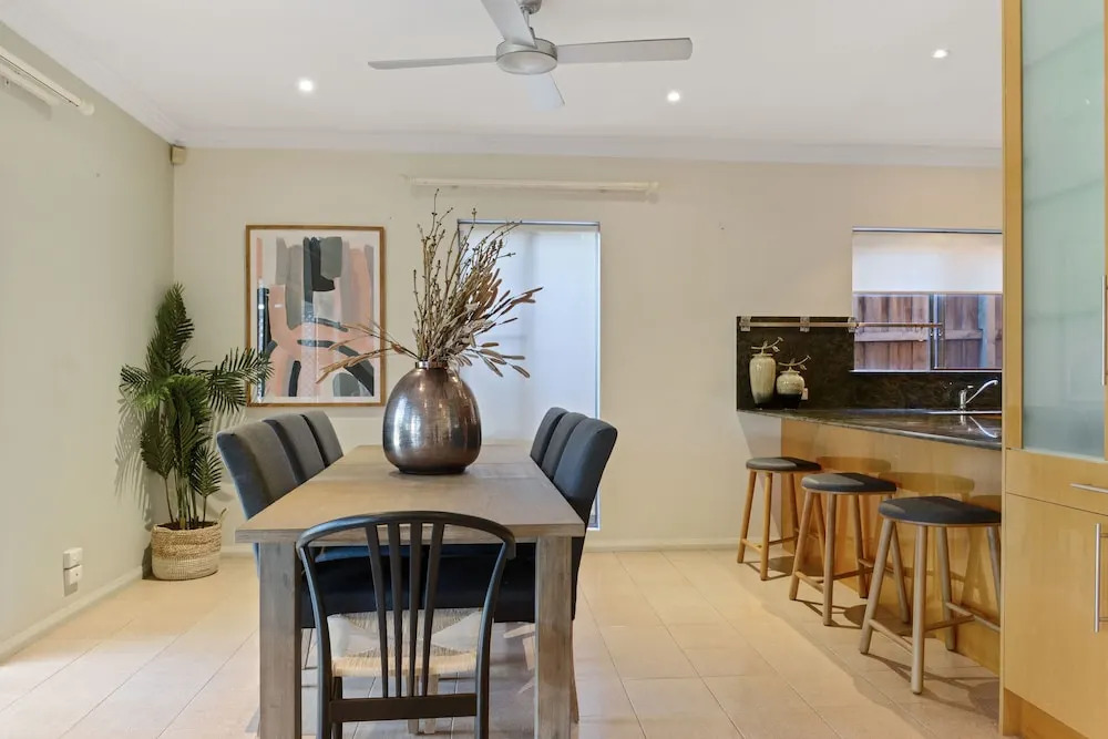 HomeHotel 4 Bedroom & Homeoffice with Nice Pool