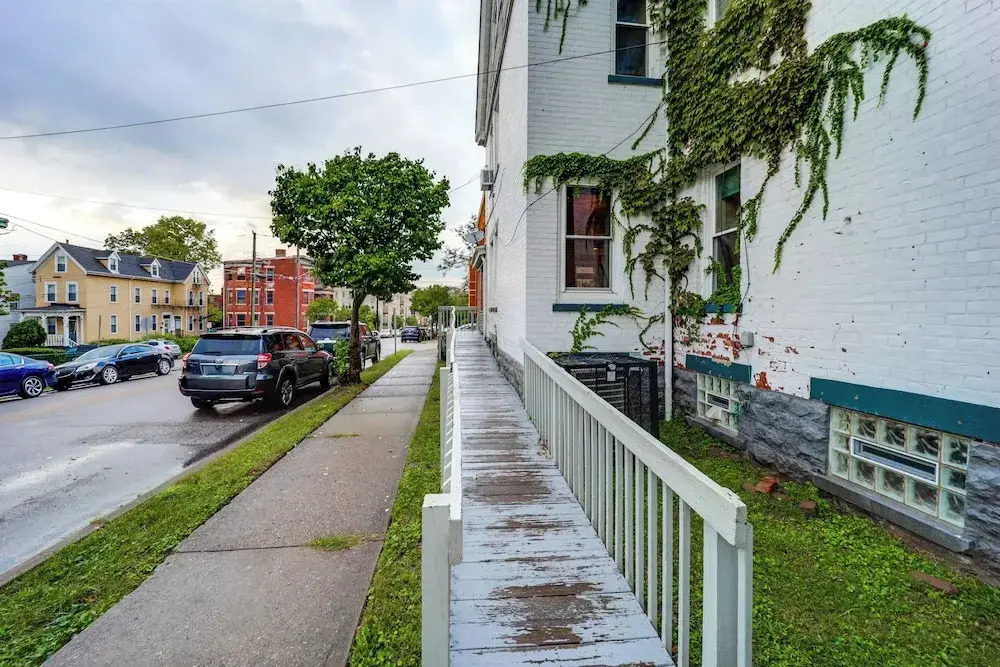 Walk to University of Cincinnati: Historic Home!