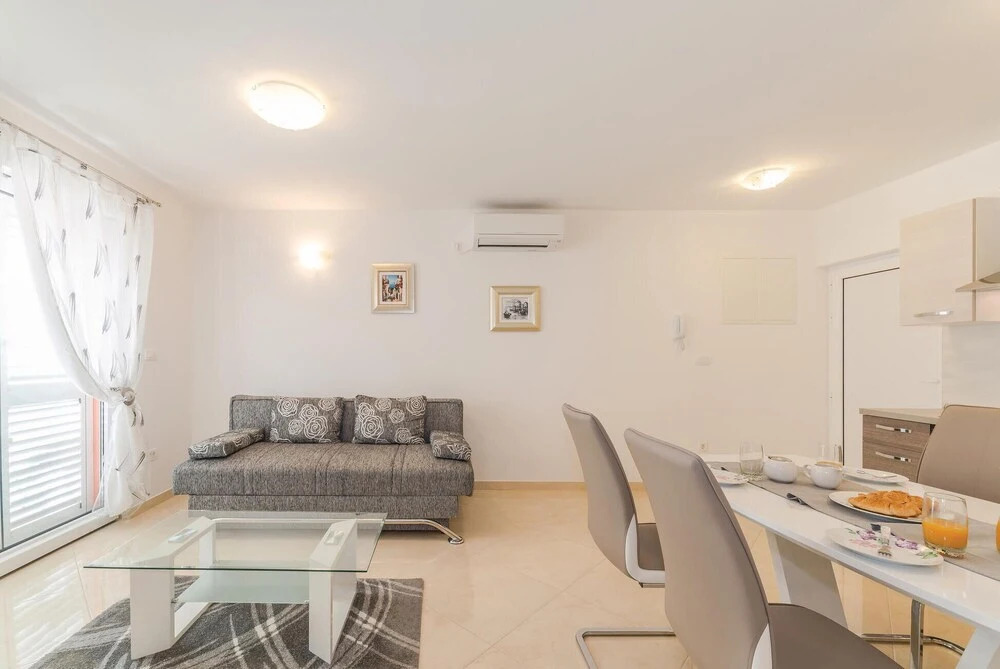 Amazing Apartment in Biograd With 2 Bedrooms and Wifi
