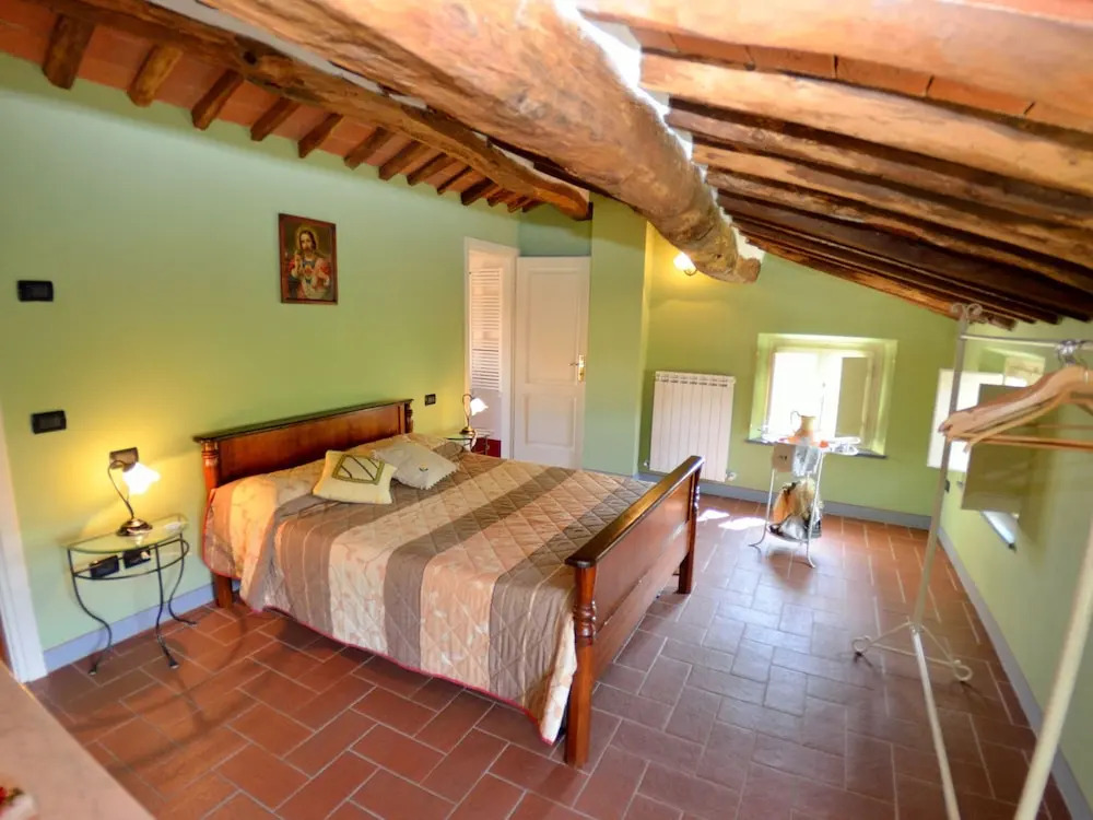Holiday Home in Pescaglia Near Tuscan Vineyards