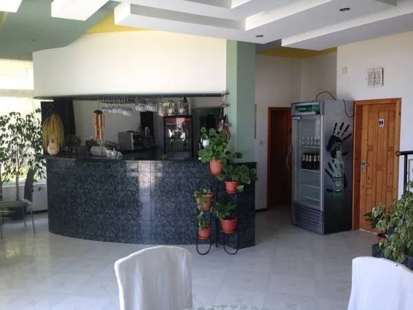 Kentavar Family Hotel