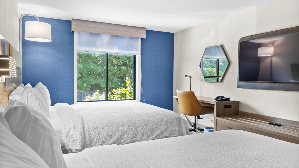 Holiday Inn Express Hotel & Suites Manchester - Airport by IHG