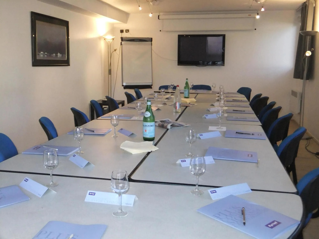 Hotel Restaurant Kyriad Brive Centre