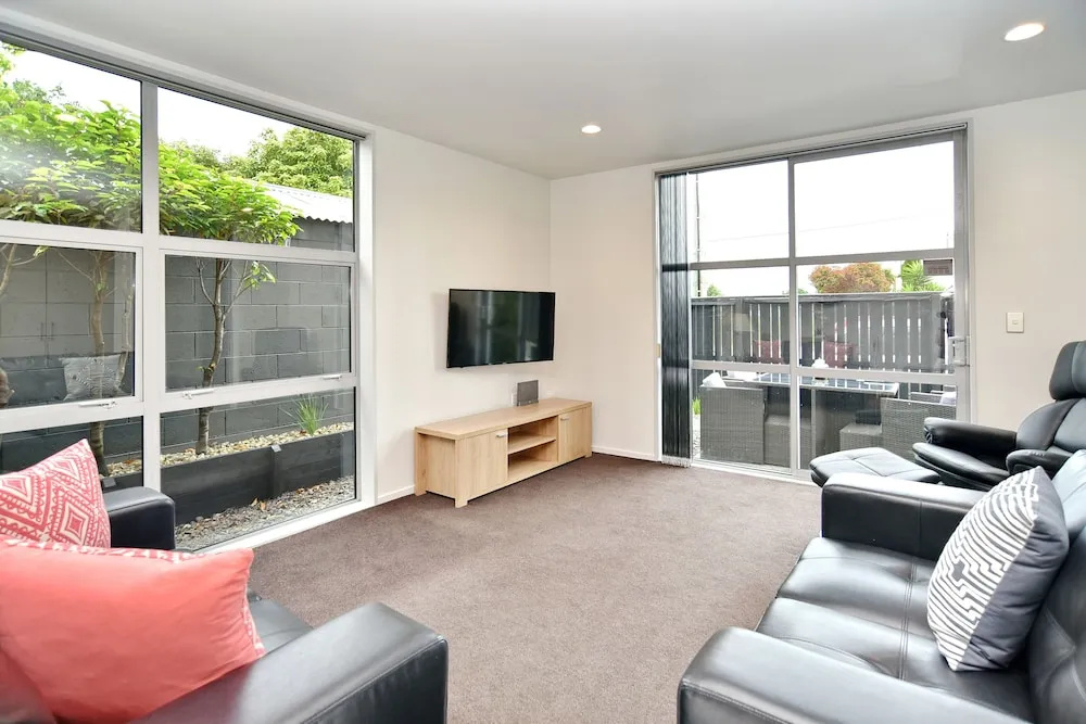 Barbadoes Apartment