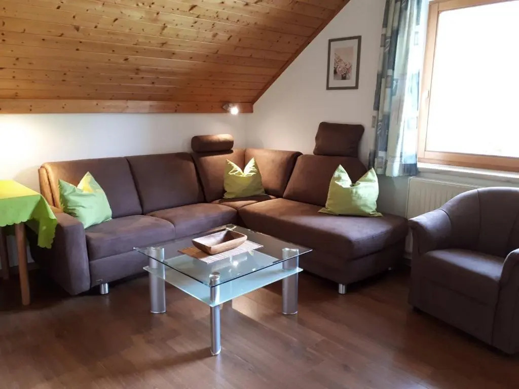 Lungau Apartment - Ferienwohnung Haus Esl
