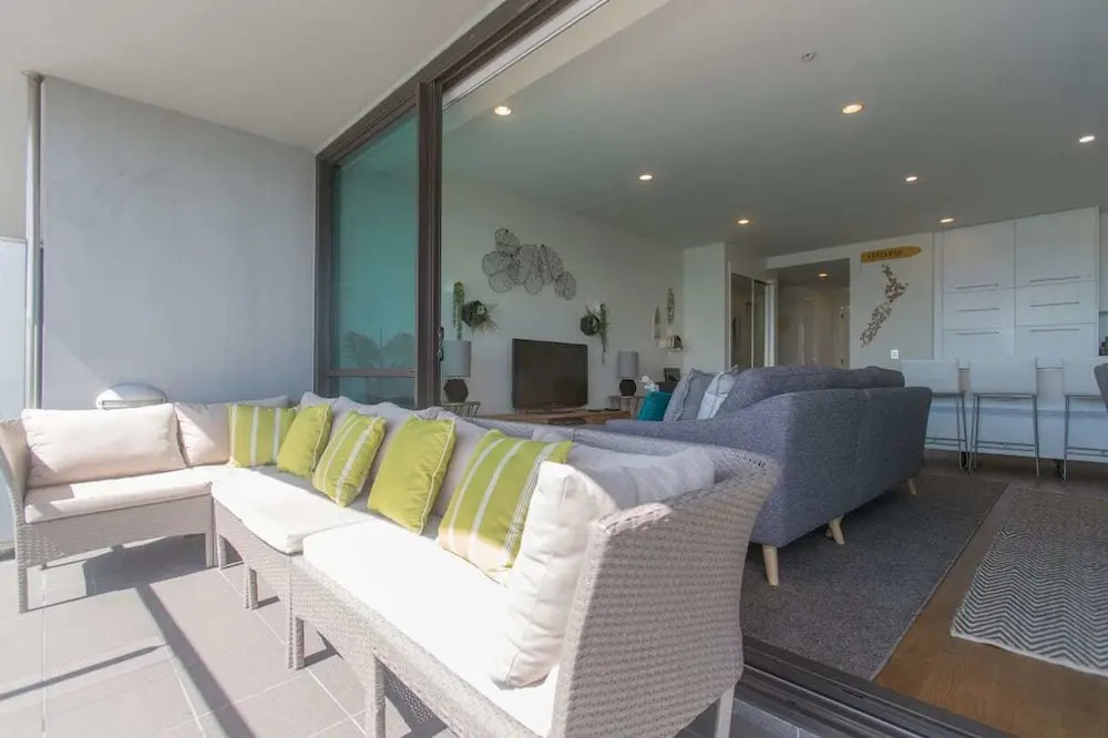 Spacious & Luxurious with Views