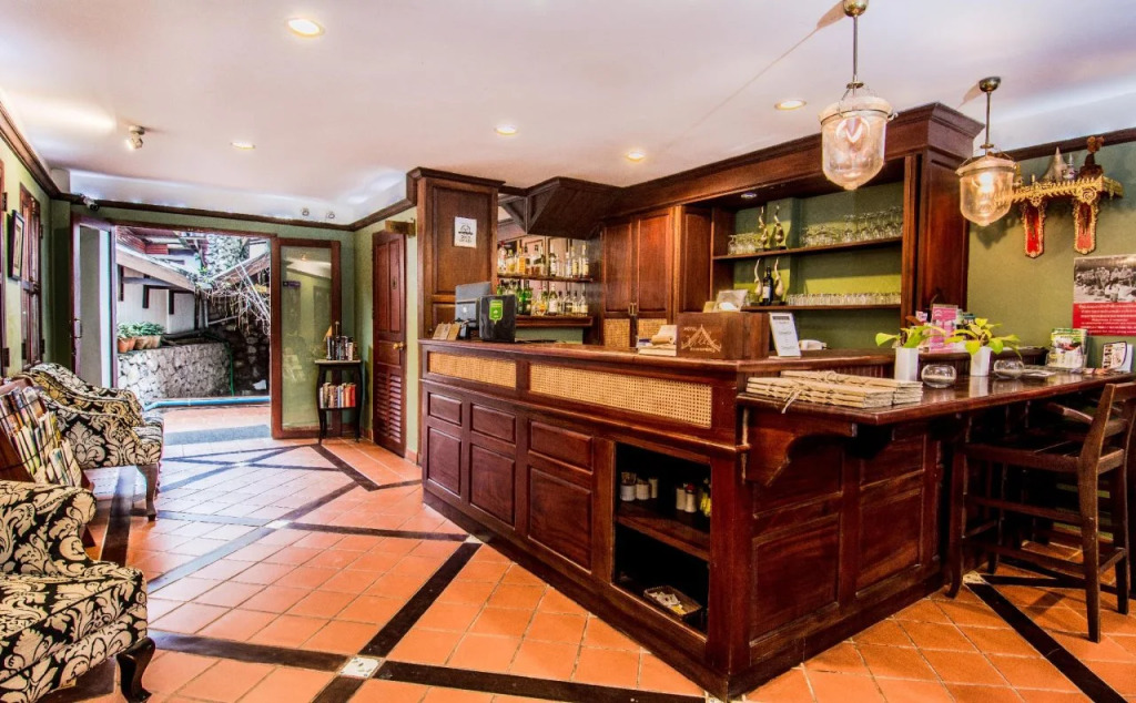 Villa Deux Rivieres Hotel