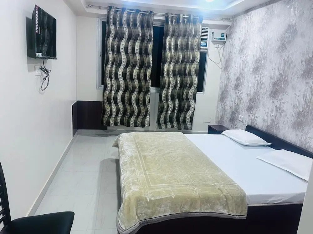 Hotel Shanti Inn