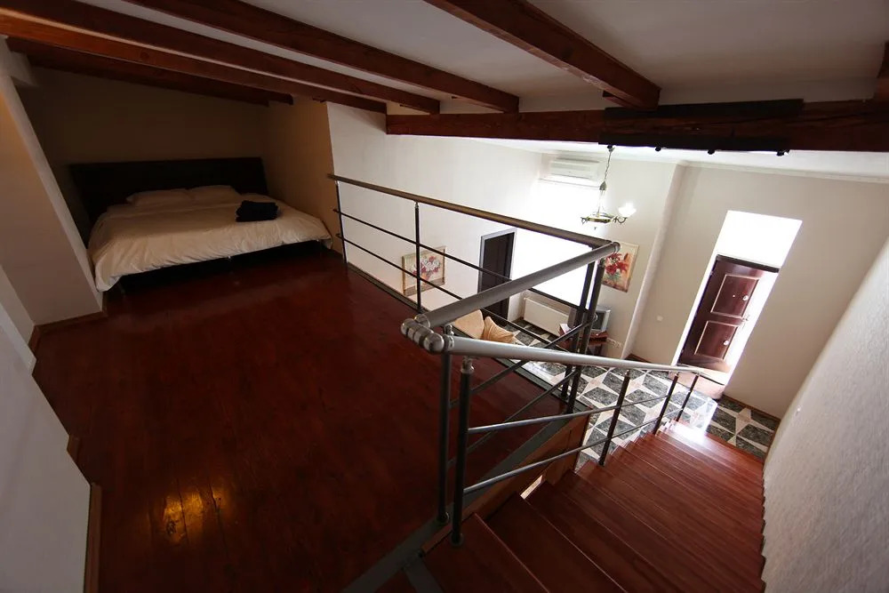 Одесса Executive Suites