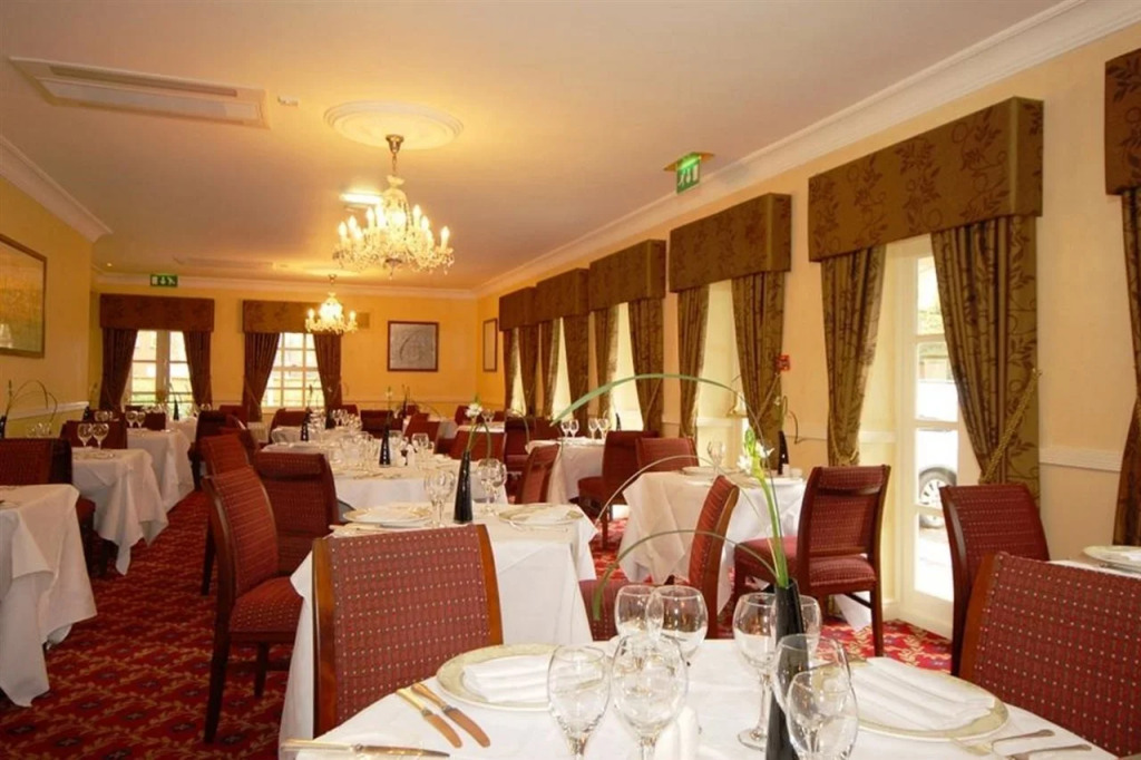 Etrop Grange Hotel