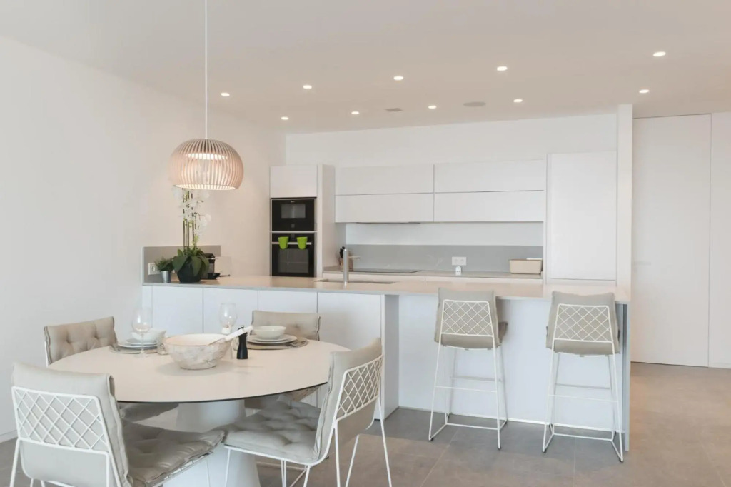 Infinity 1-7 LUXE SEA VIEW 2B