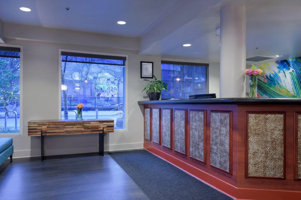 Belltown Inn