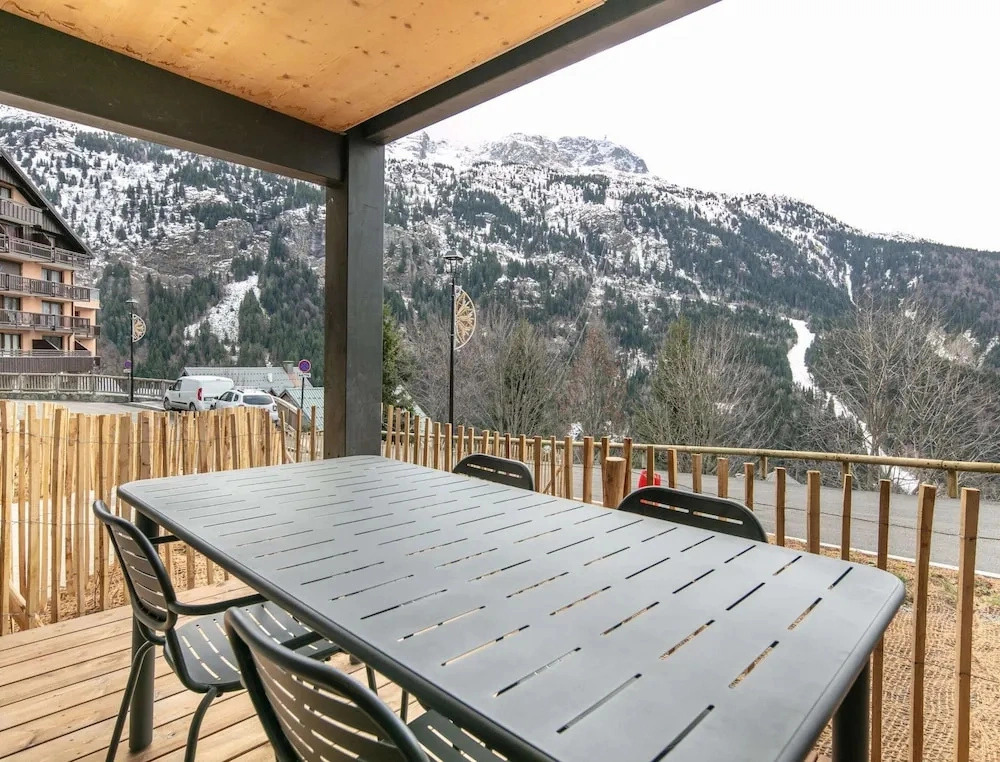 Rental Near Vaujany Ski Lifts