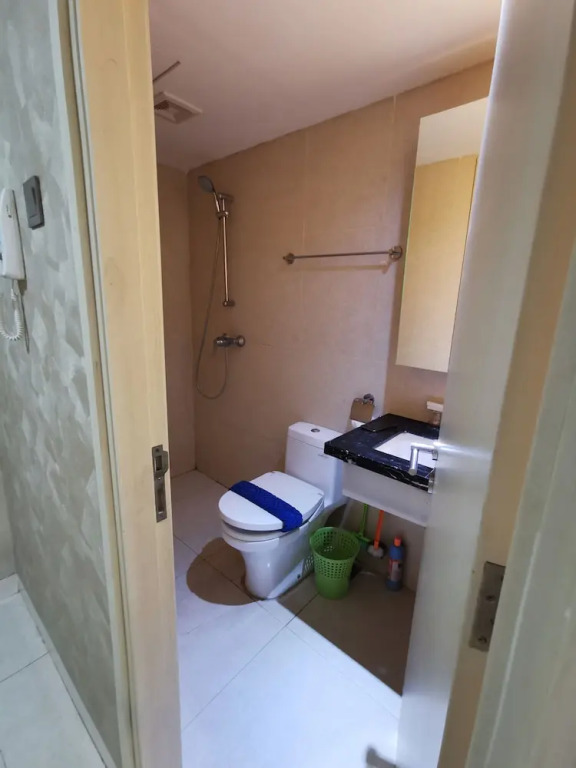 Warhol Residence Semarang Simpang Lima