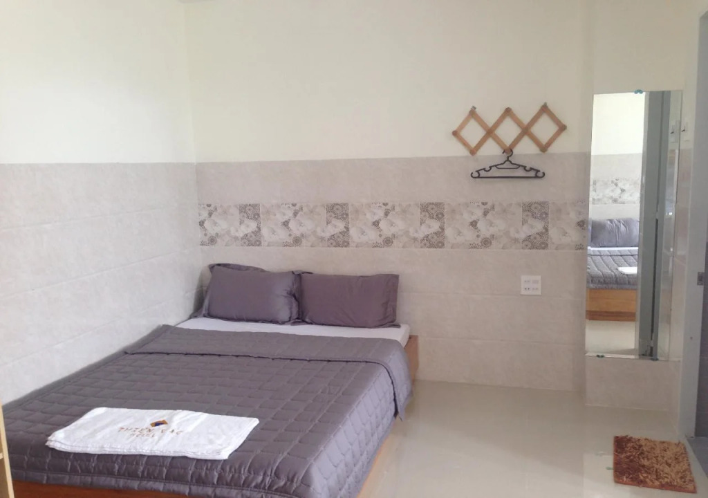 Thiên Các 2 Hotel