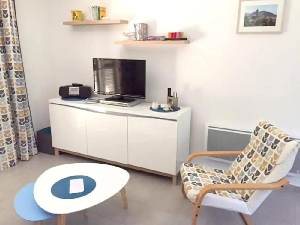 Apartment With one Bedroom in Patrimonio, With Wonderful Mountain View