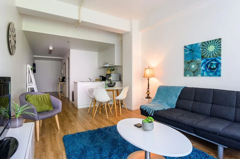 BHB CBD Dream - Wine Netflix Wifi Views