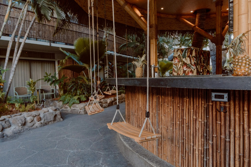 White Sands Hotel