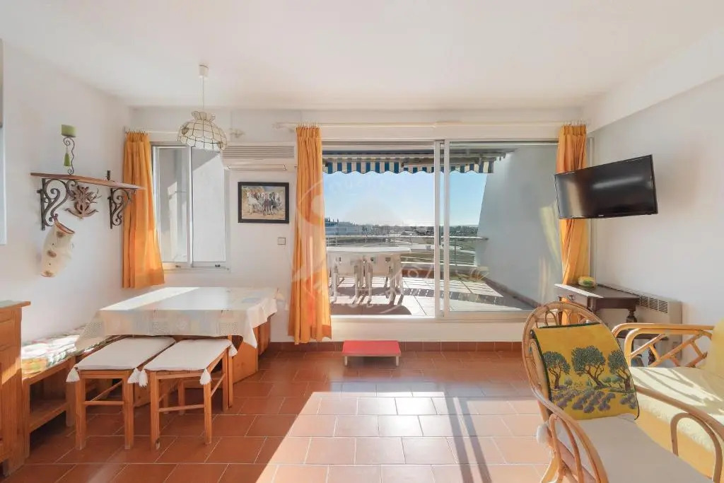 AS4269 - Studio cabine direct sur plage vue mer et parking privé et numéroté