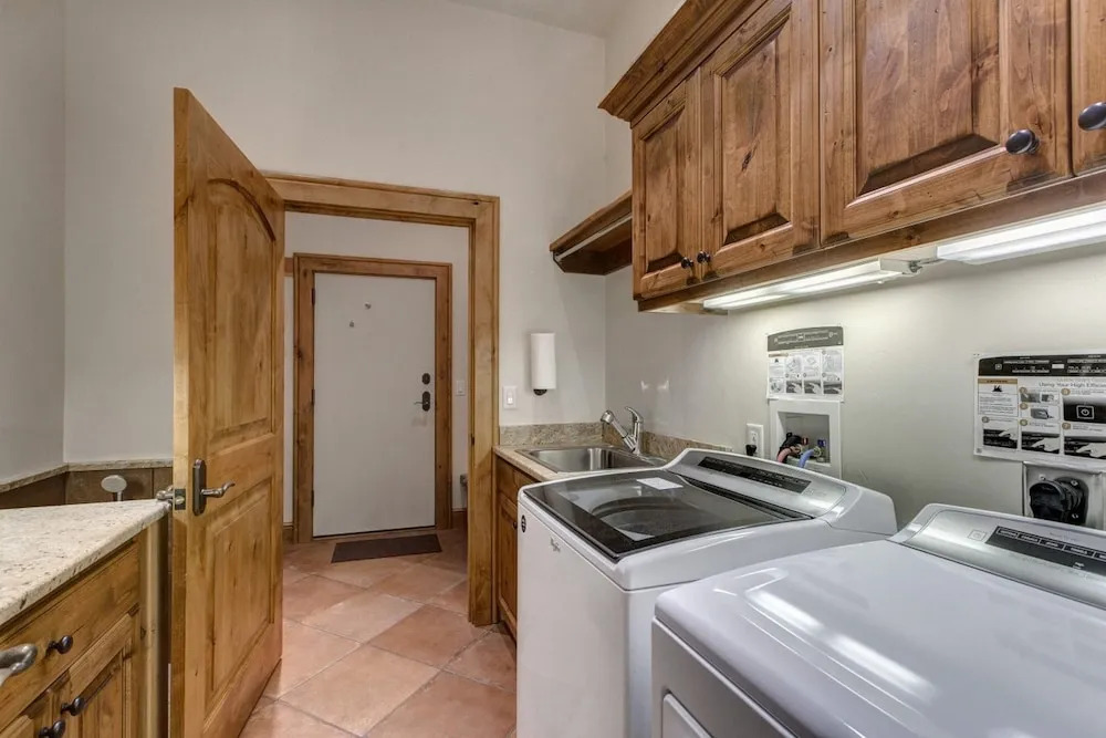 Abode at Sweetwater