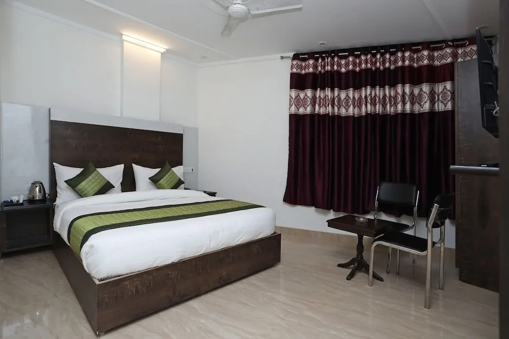 Hotel Stay Residency Near Delhi Airport With Free Oe Way Airport Transfar