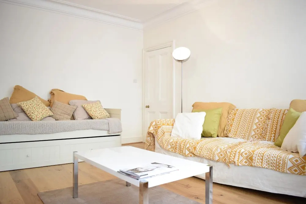 Spacious 1 Bedroom Flat In Piccadilly Circus