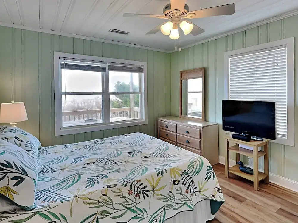 Costic by Topsail Realty
