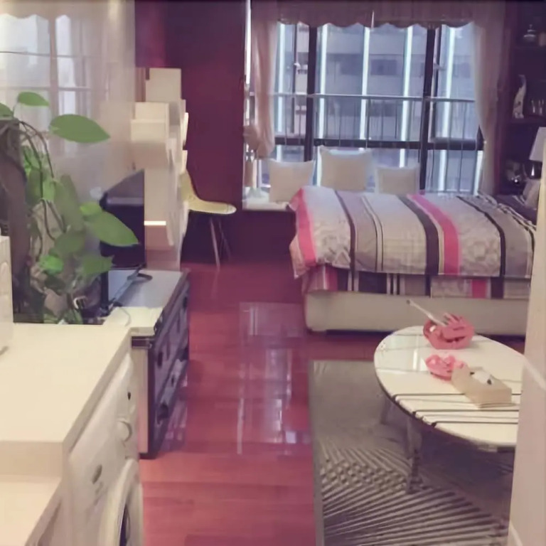 Yulou Jindian Apartment (Guangzhou Folk Finance Haizhu Square Subway Station Branch)