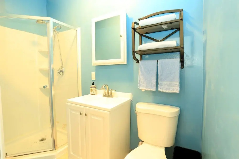 Independent Suite