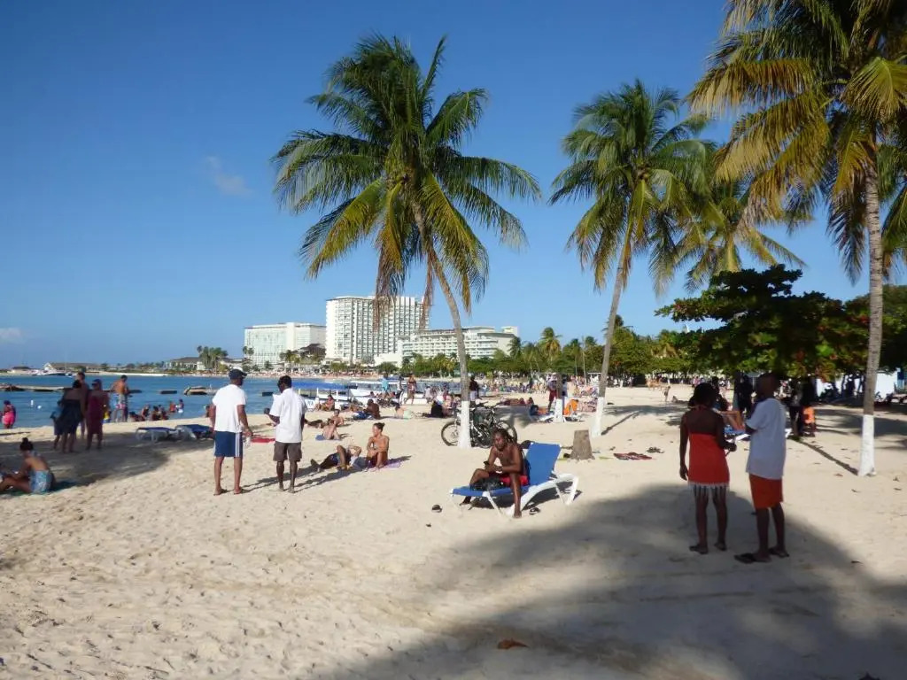 Beach One Bedroom Suite C5