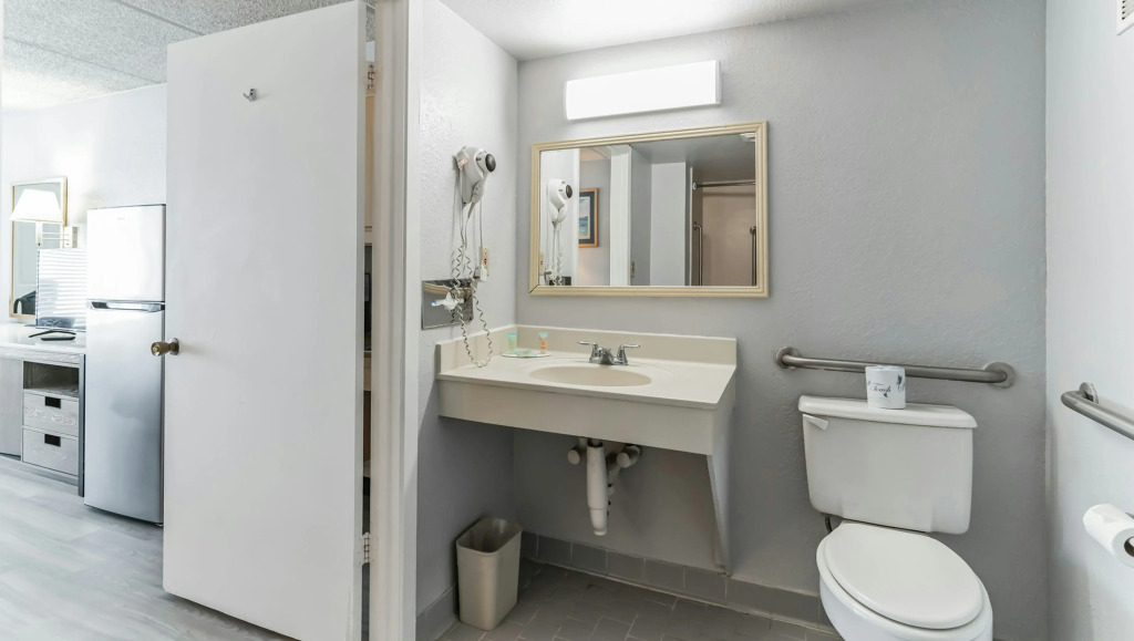 Home 1 Suites Extended Stay - Kissimmee